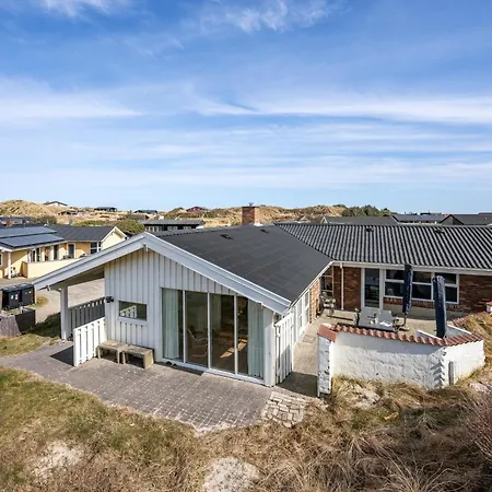 Ferienhaus Lovely With Activity 100 Meters From The North Sea In Argab *